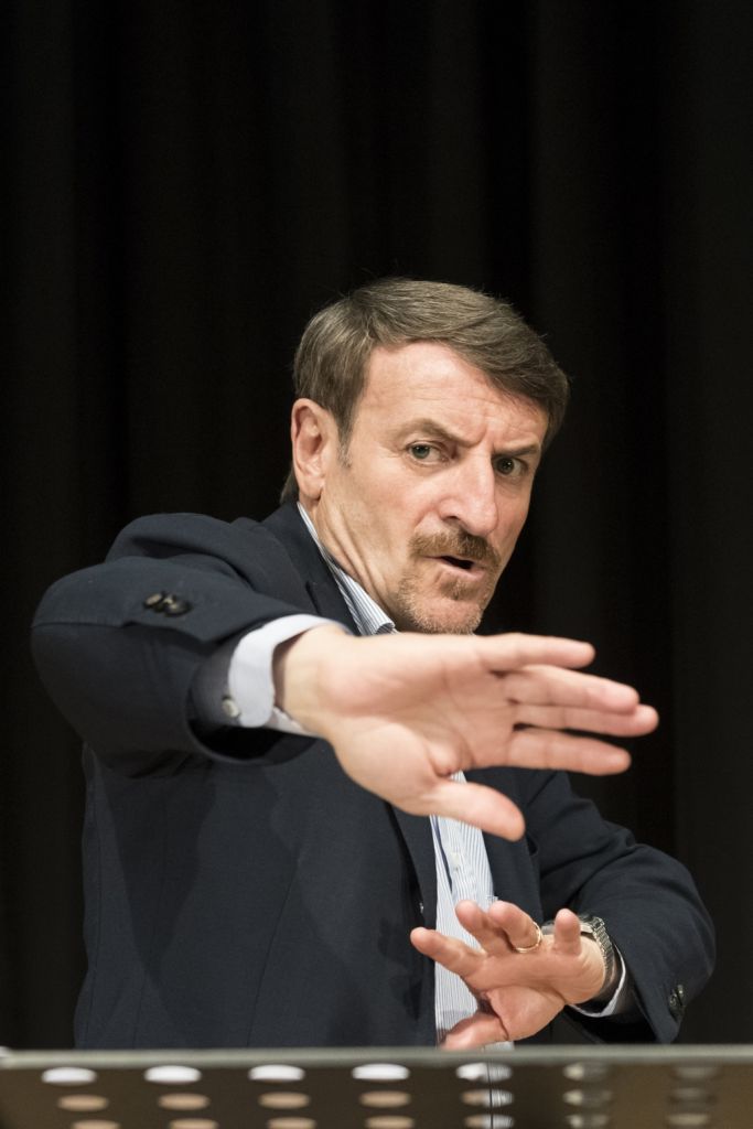Rinviato 